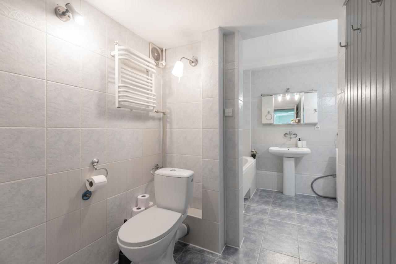 Superapart Marszalkowska 19 Urban Hideaway With Modern Comforts Warsaw Luaran gambar
